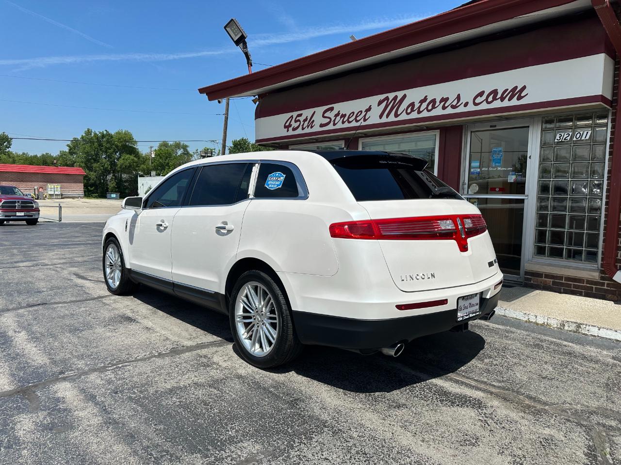 Lincoln MKT 3.5L AWD Elite 2017