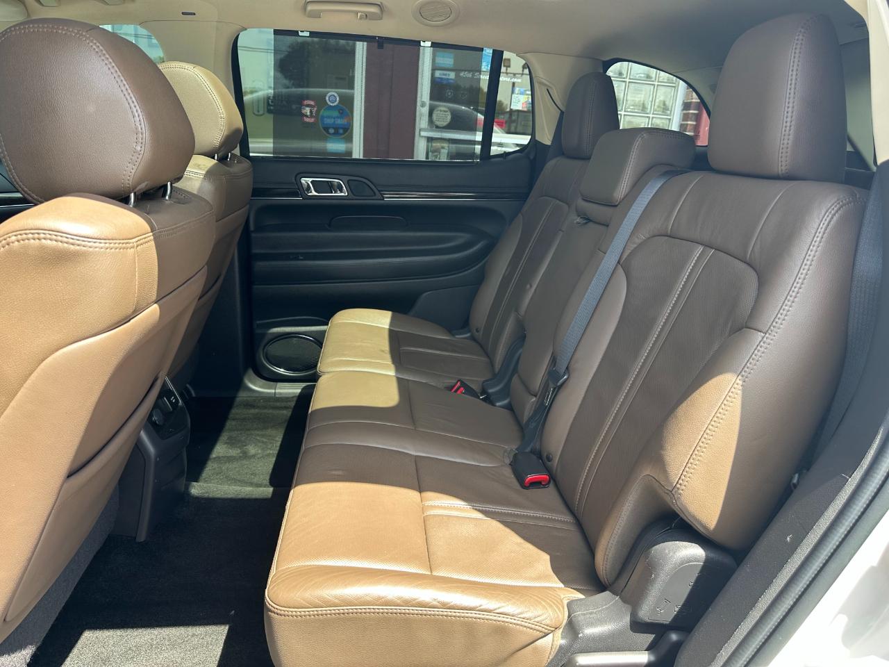 Lincoln MKT 3.5L AWD Elite 2017