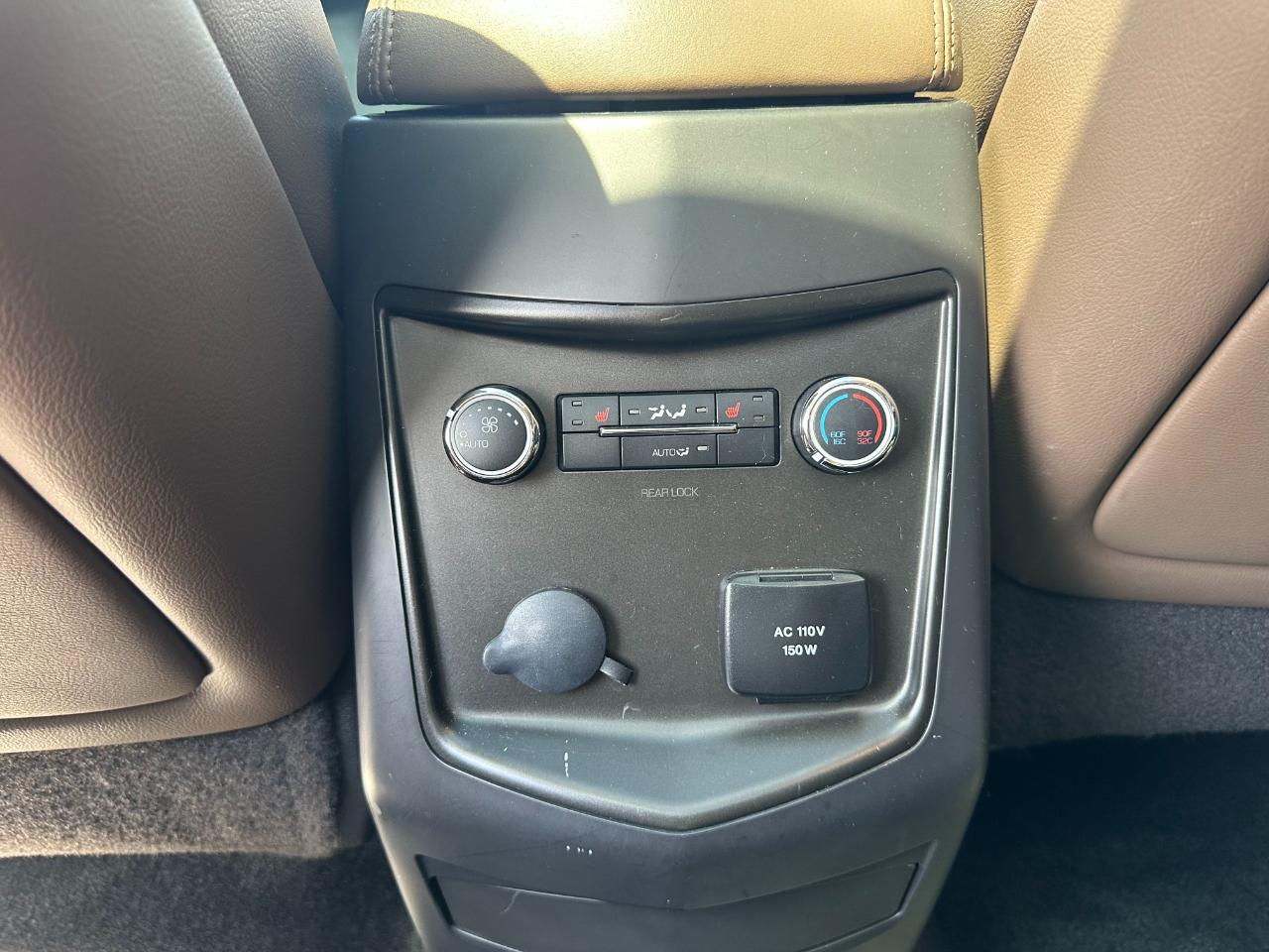 Lincoln MKT 3.5L AWD Elite 2017