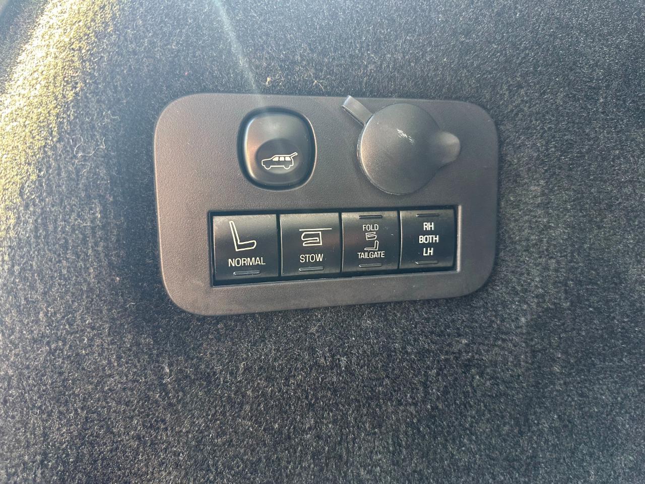 Lincoln MKT 3.5L AWD Elite 2017