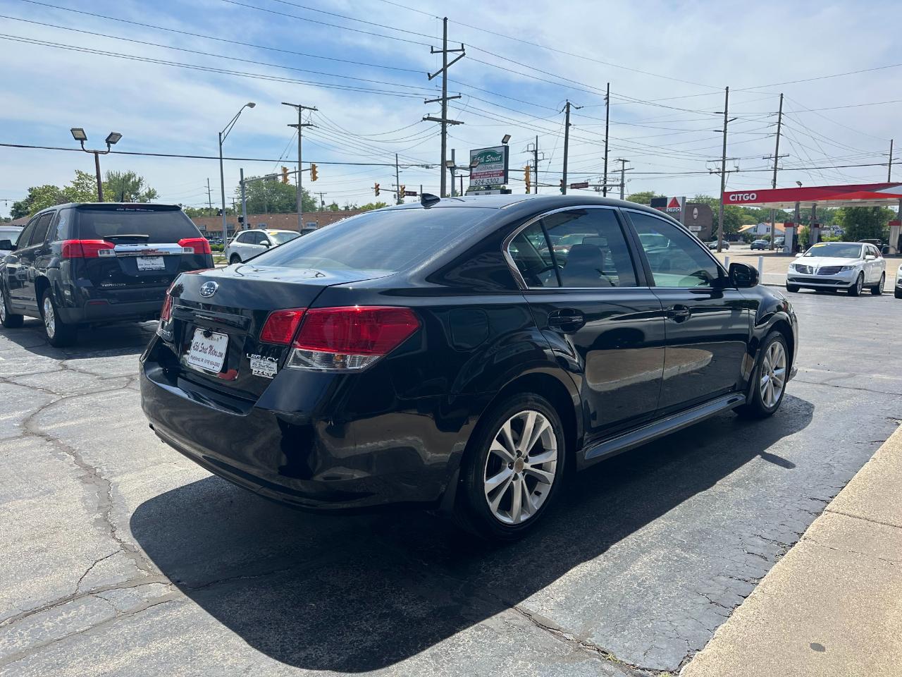 Subaru Legacy 4dr Sdn H4 Auto 2.5i Premium 2014