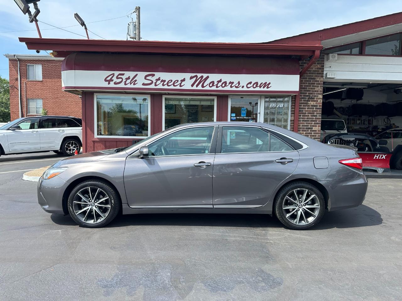 Toyota Camry XSE Auto (Natl) 2017