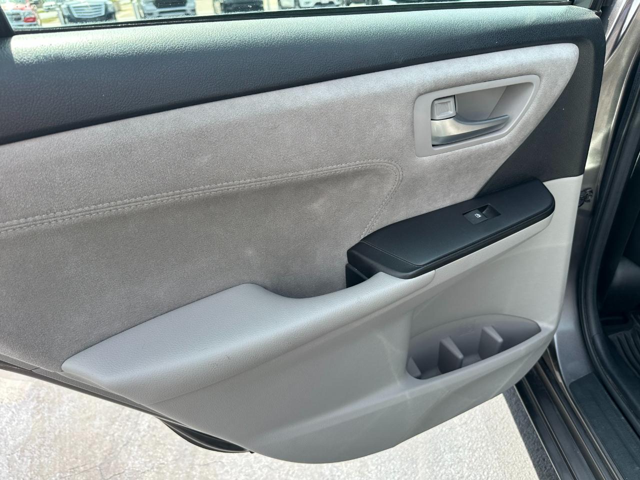 Toyota Camry XSE Auto (Natl) 2017