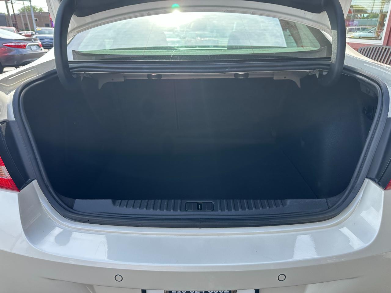 Buick Verano 4dr Sdn Leather Group 2013