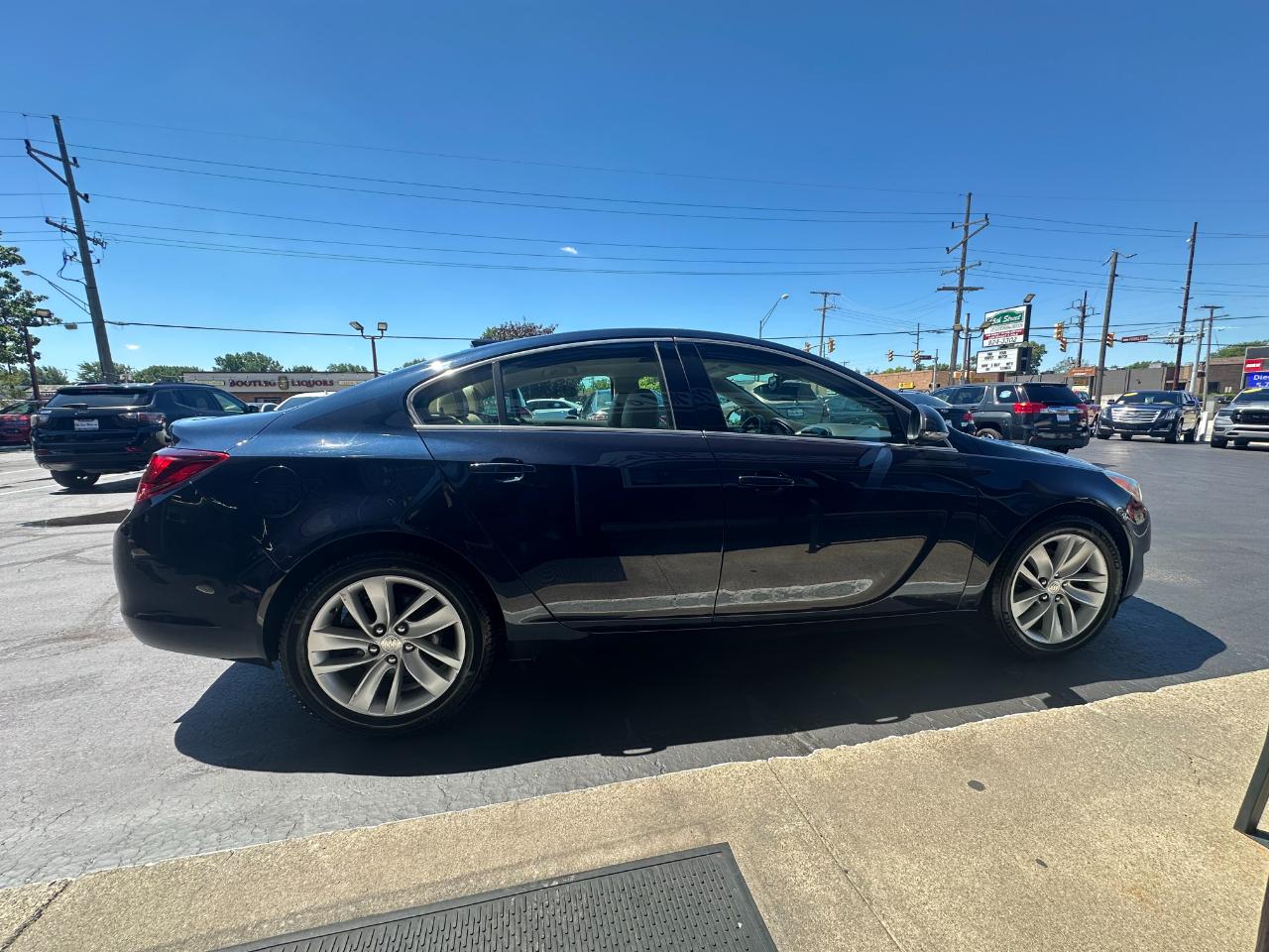 Buick Regal 4dr Sdn Turbo FWD 2016