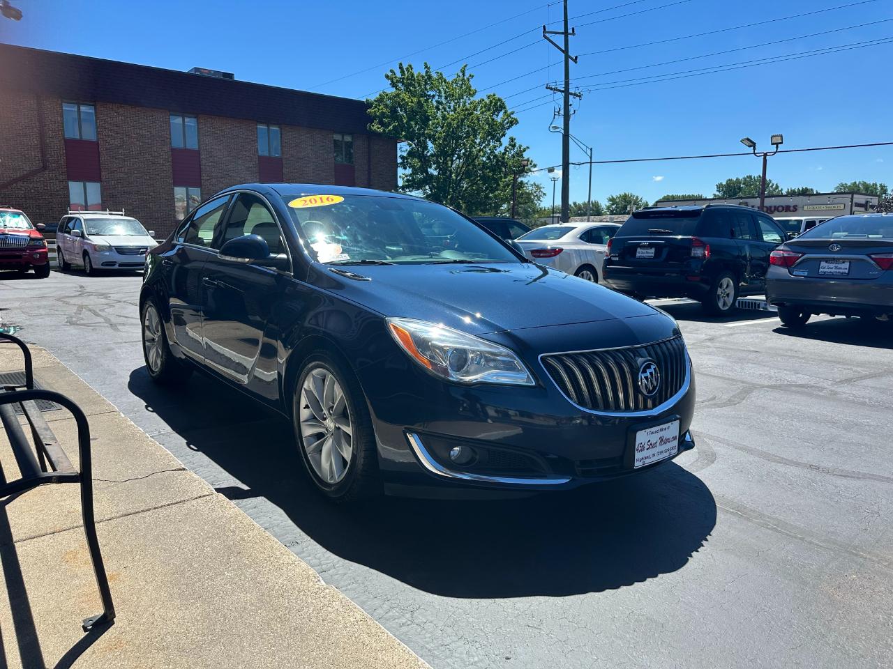 Buick Regal 4dr Sdn Turbo FWD 2016