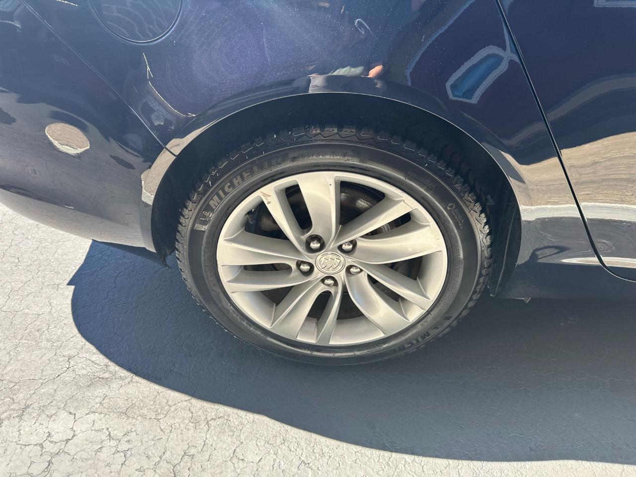 Buick Regal 4dr Sdn Turbo FWD 2016
