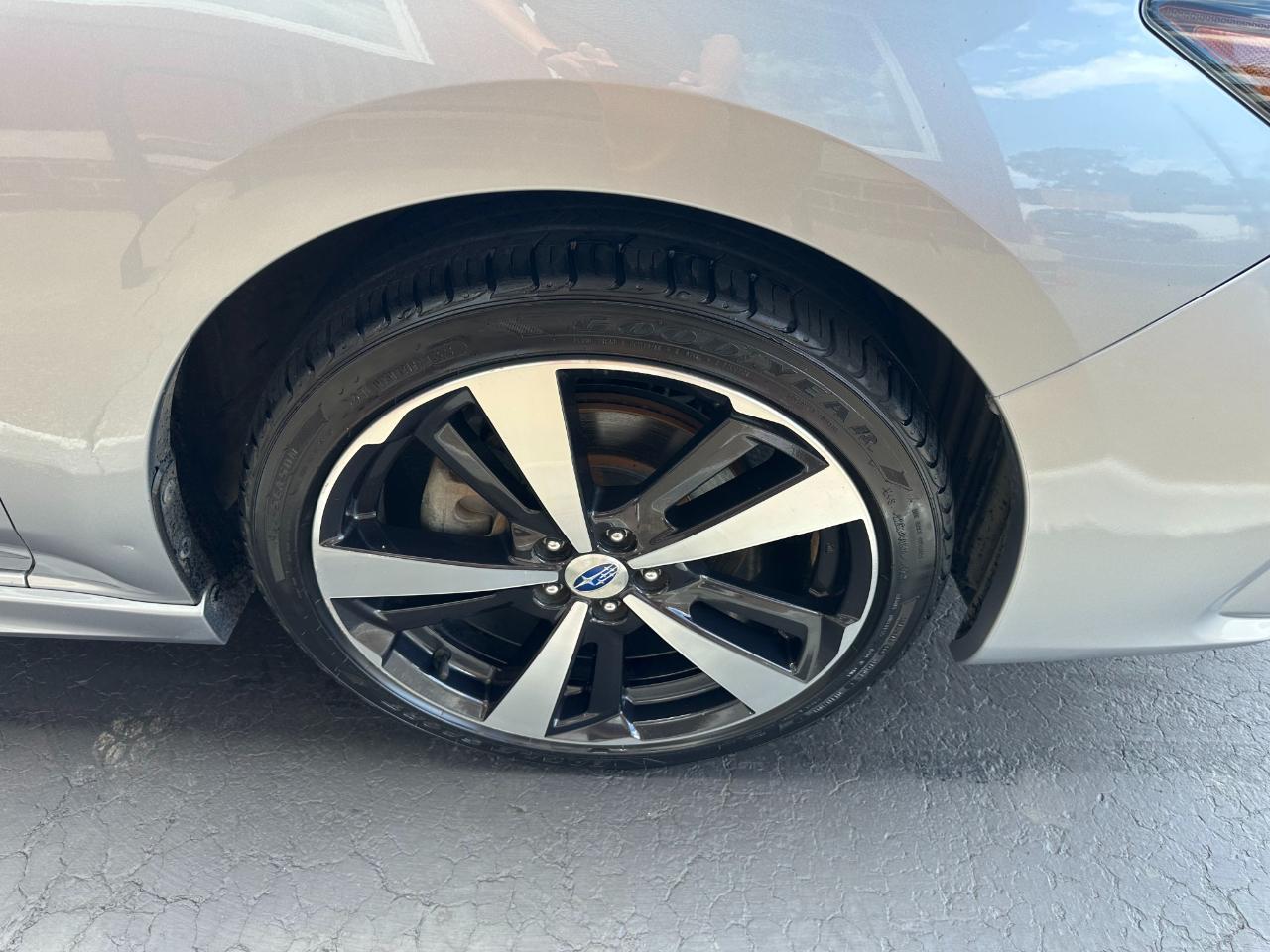 Subaru Impreza 2.0i Sport 5-door CVT 2017