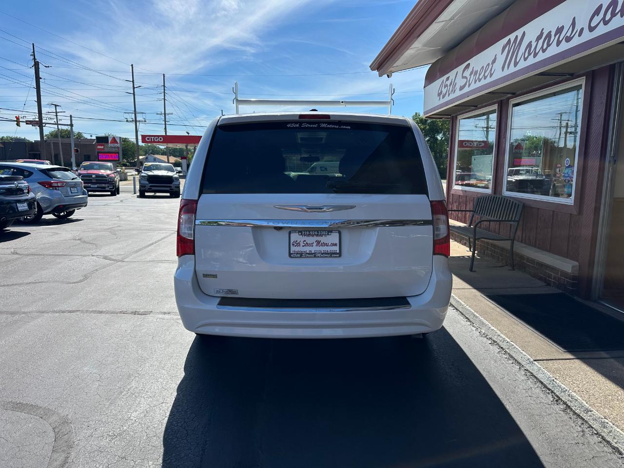 Chrysler Town & Country 4dr Wgn Touring 2014