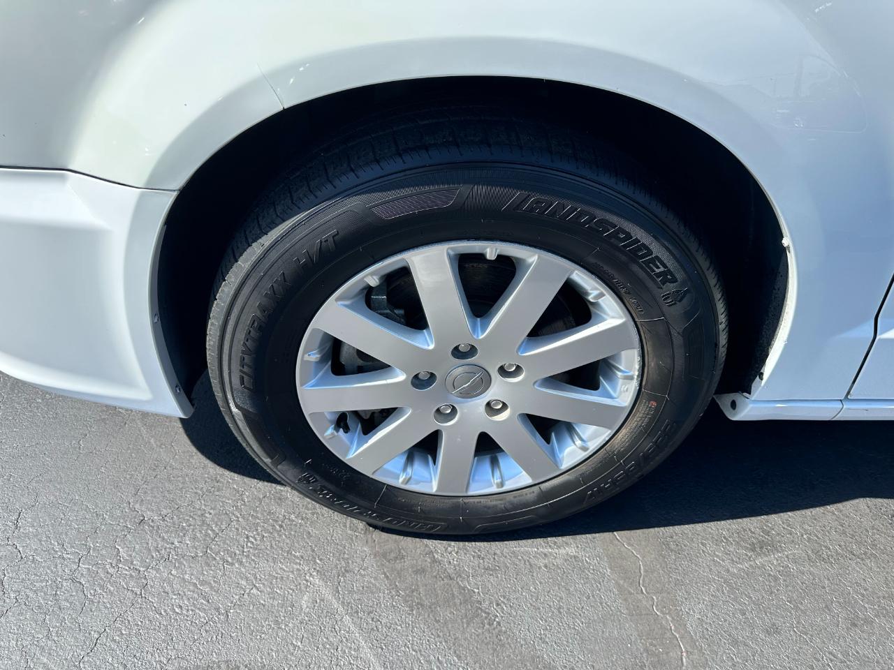Chrysler Town & Country 4dr Wgn Touring 2014