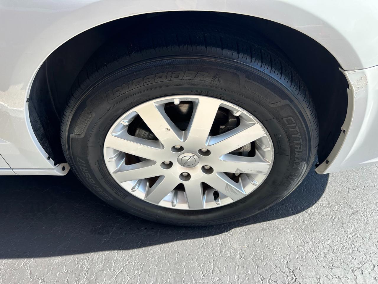 Chrysler Town & Country 4dr Wgn Touring 2014