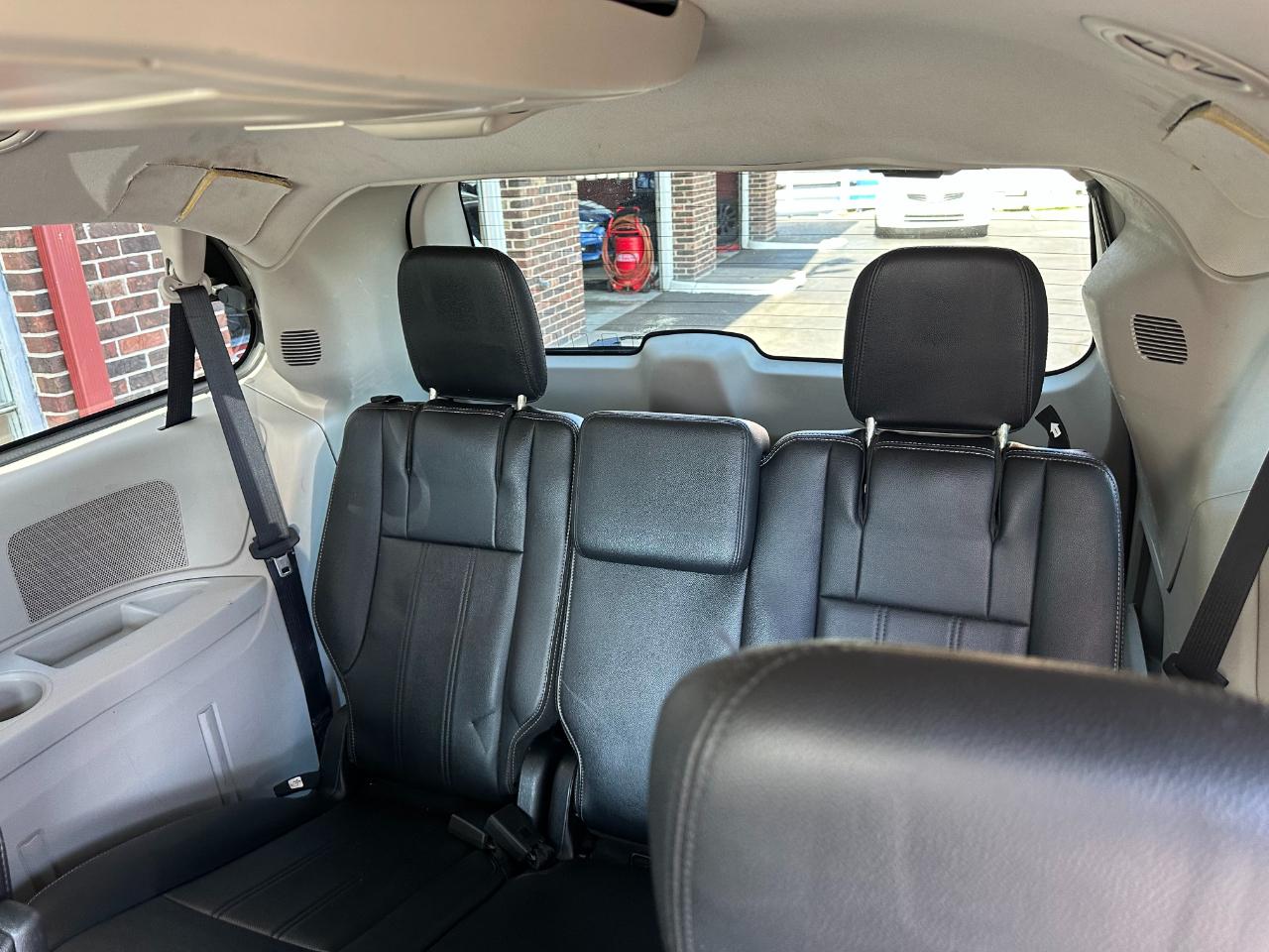 Chrysler Town & Country 4dr Wgn Touring 2014