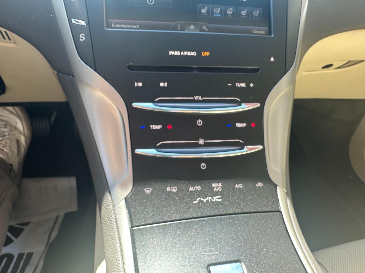 Lincoln MKZ 4dr Sdn AWD 2015