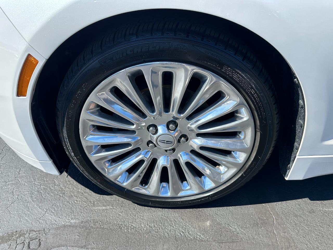 Lincoln MKZ 4dr Sdn AWD 2015
