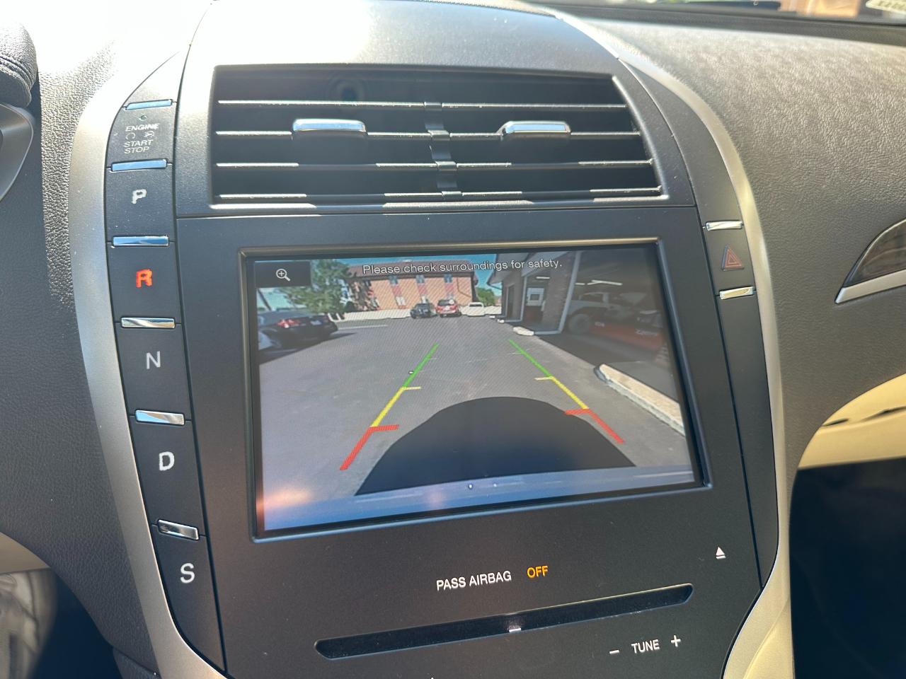 Lincoln MKZ 4dr Sdn AWD 2015