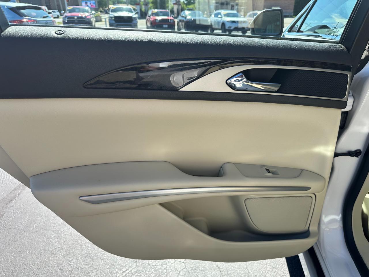 Lincoln MKZ 4dr Sdn AWD 2015