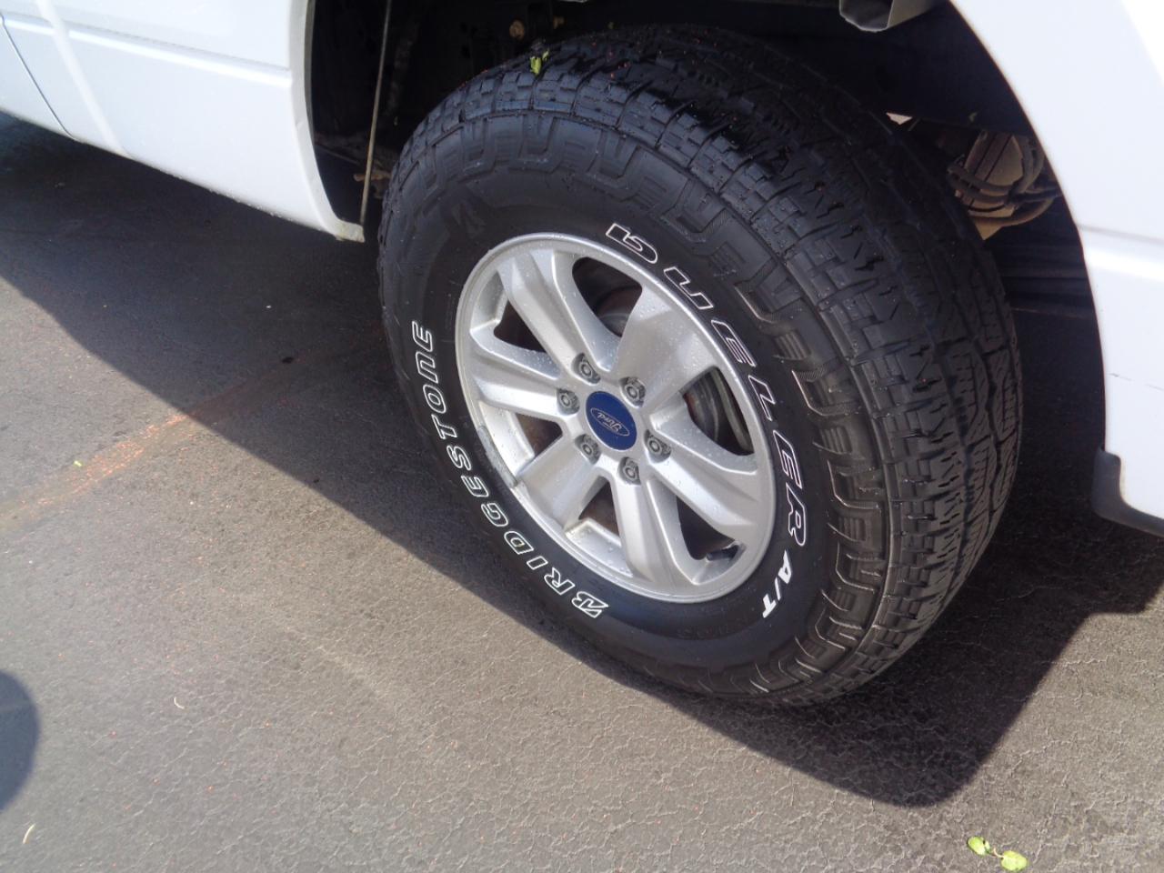 Ford F-150 2WD Reg Cab 126" XL 2014