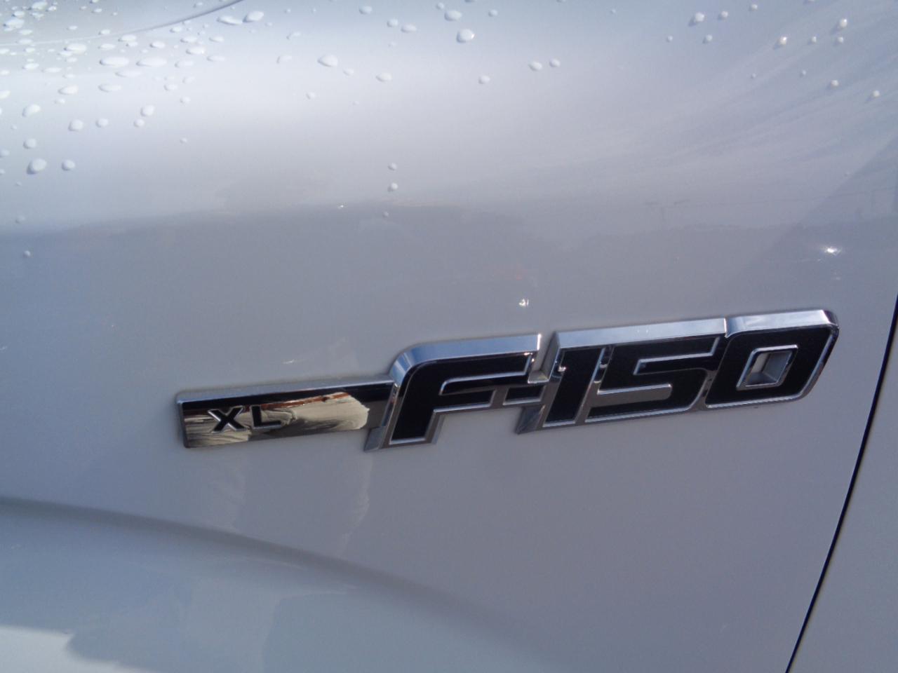Ford F-150 2WD Reg Cab 126" XL 2014