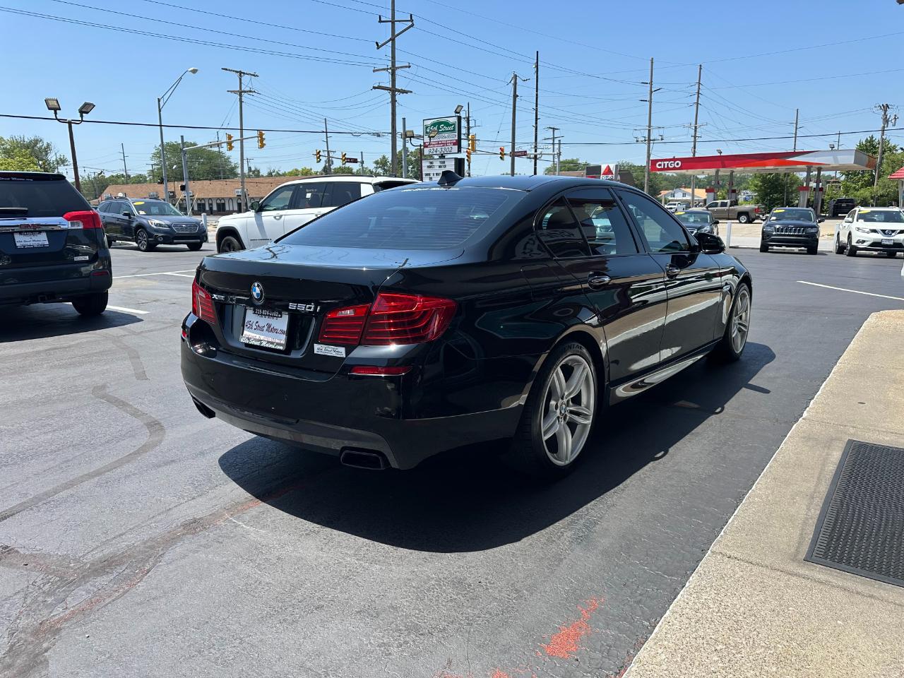BMW 5 Series 4dr Sdn 550i xDrive AWD 2016