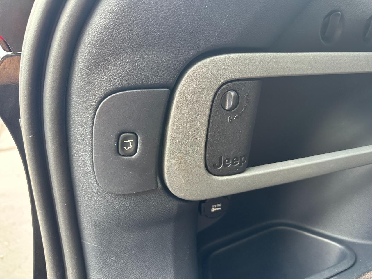 Jeep Cherokee 4WD 4dr Limited 2014