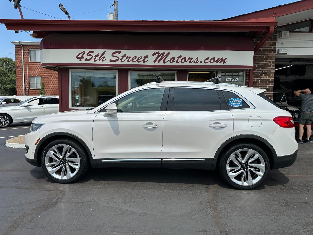 Lincoln MKX AWD 4dr Reserve 2016