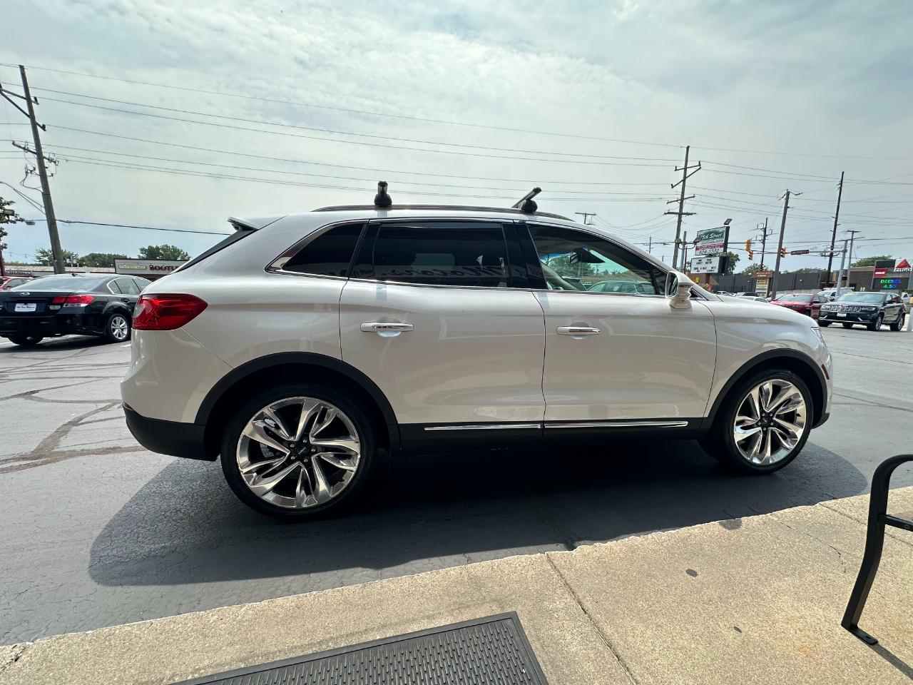 Lincoln MKX AWD 4dr Reserve 2016
