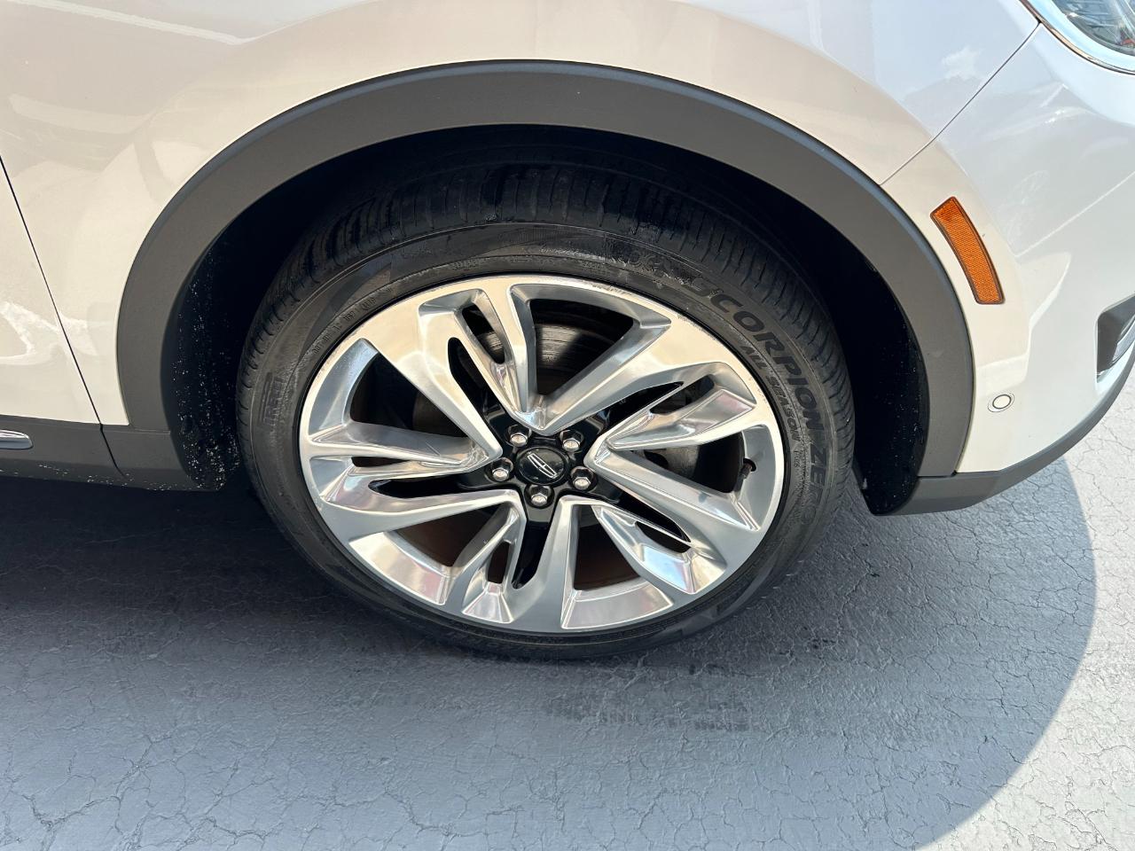 Lincoln MKX AWD 4dr Reserve 2016