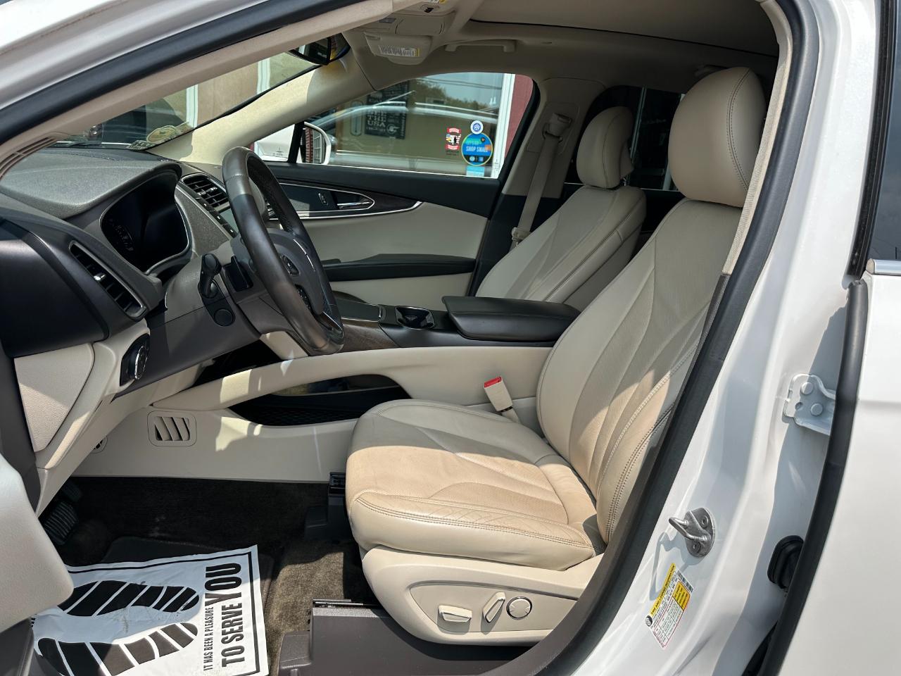 Lincoln MKX AWD 4dr Reserve 2016
