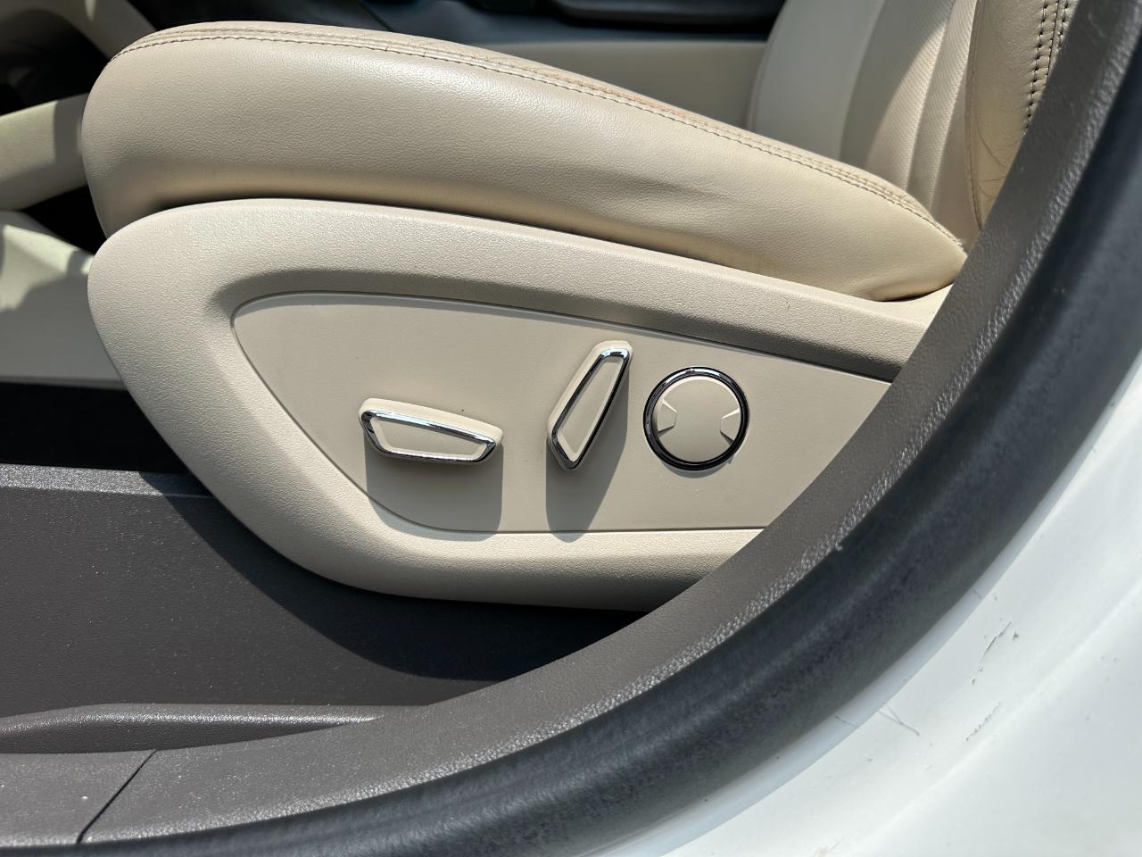Lincoln MKX AWD 4dr Reserve 2016