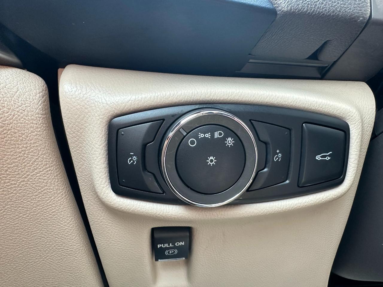 Lincoln MKX AWD 4dr Reserve 2016