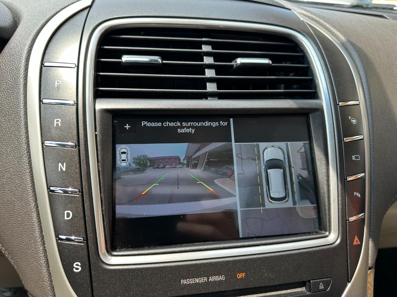 Lincoln MKX AWD 4dr Reserve 2016