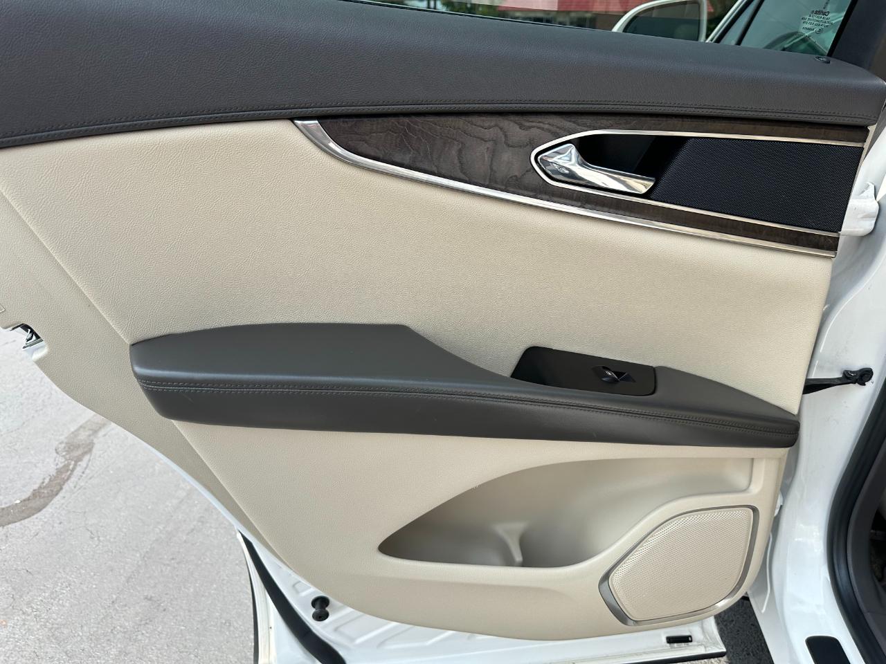 Lincoln MKX AWD 4dr Reserve 2016