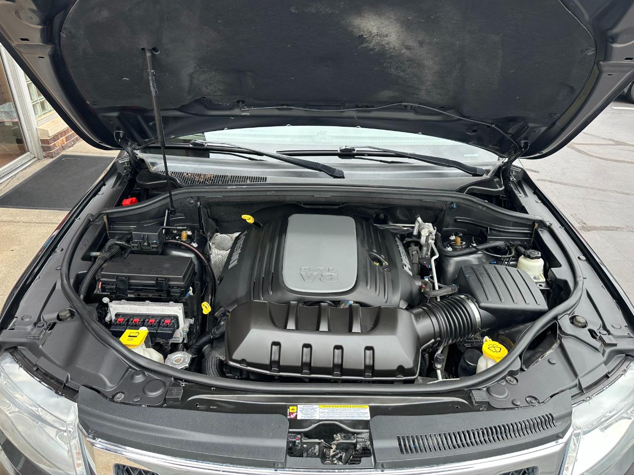 Jeep Grand Cherokee 4WD 4dr Overland 2011