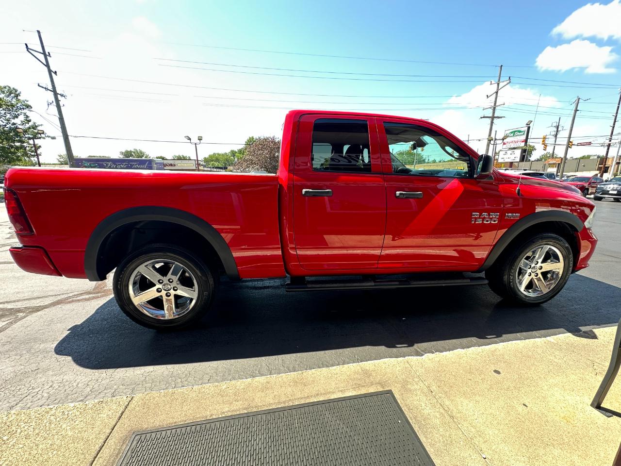 RAM 1500 4WD Quad Cab 140.5" Express 2014