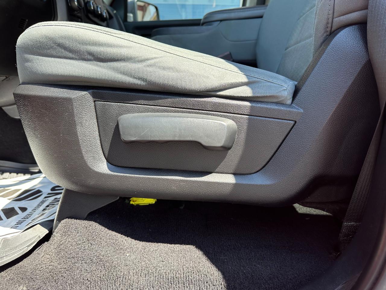 RAM 1500 4WD Quad Cab 140.5" Express 2014