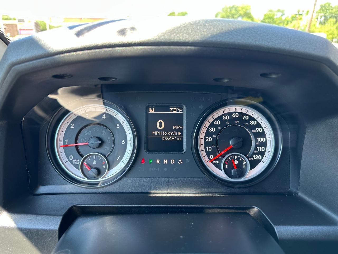 RAM 1500 4WD Quad Cab 140.5" Express 2014