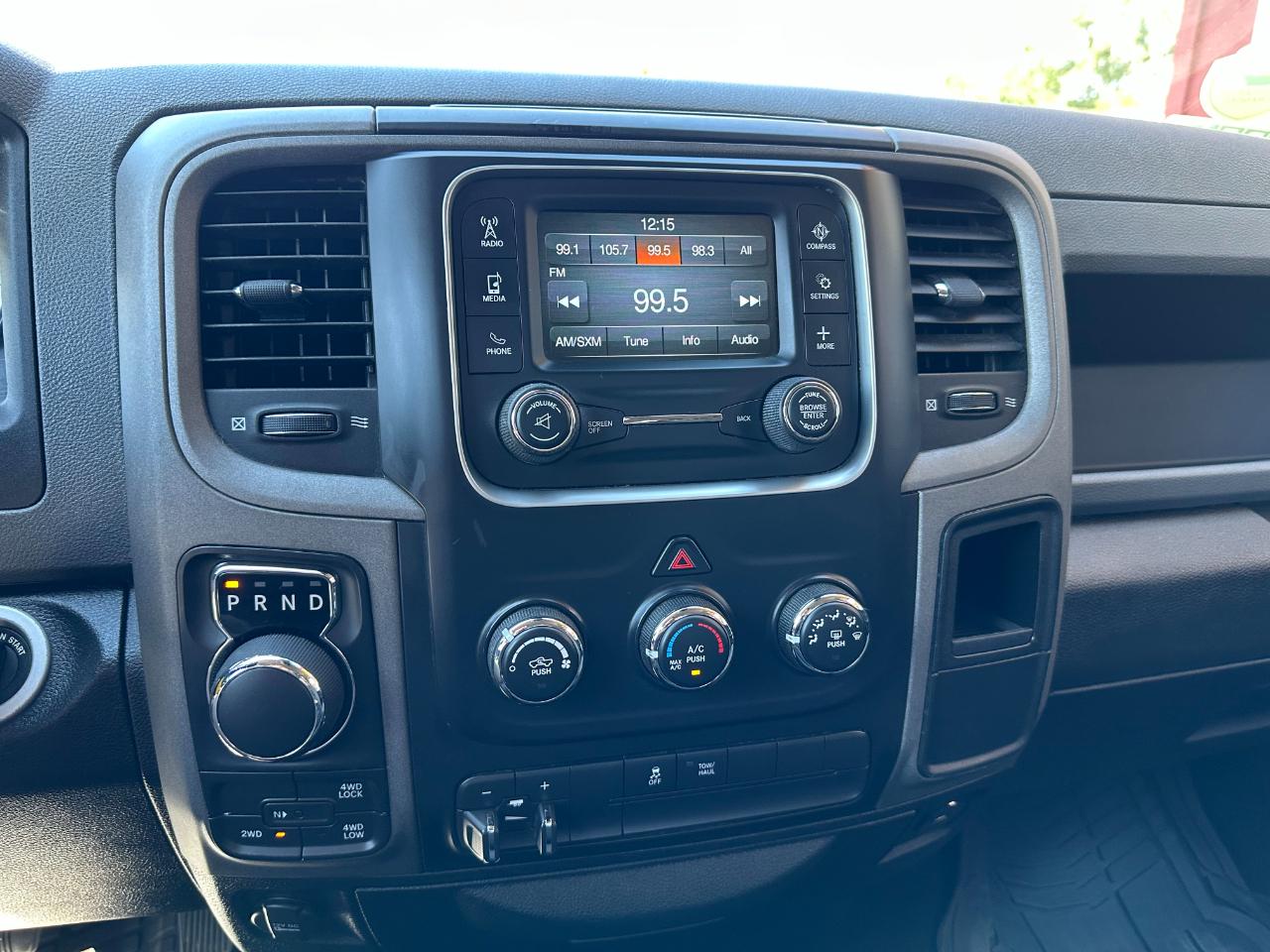 RAM 1500 4WD Quad Cab 140.5" Express 2014