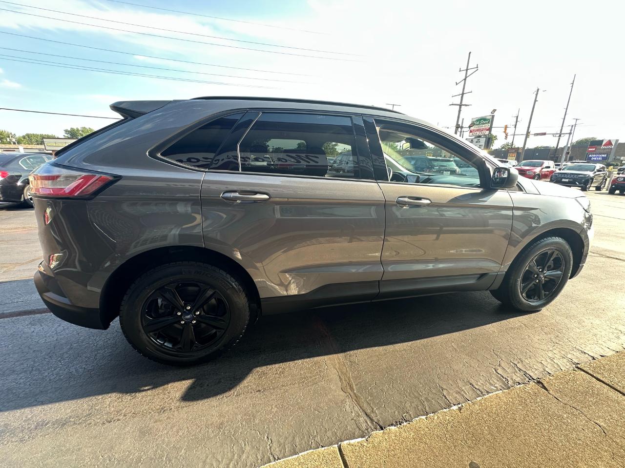 Ford Edge SE FWD 2021