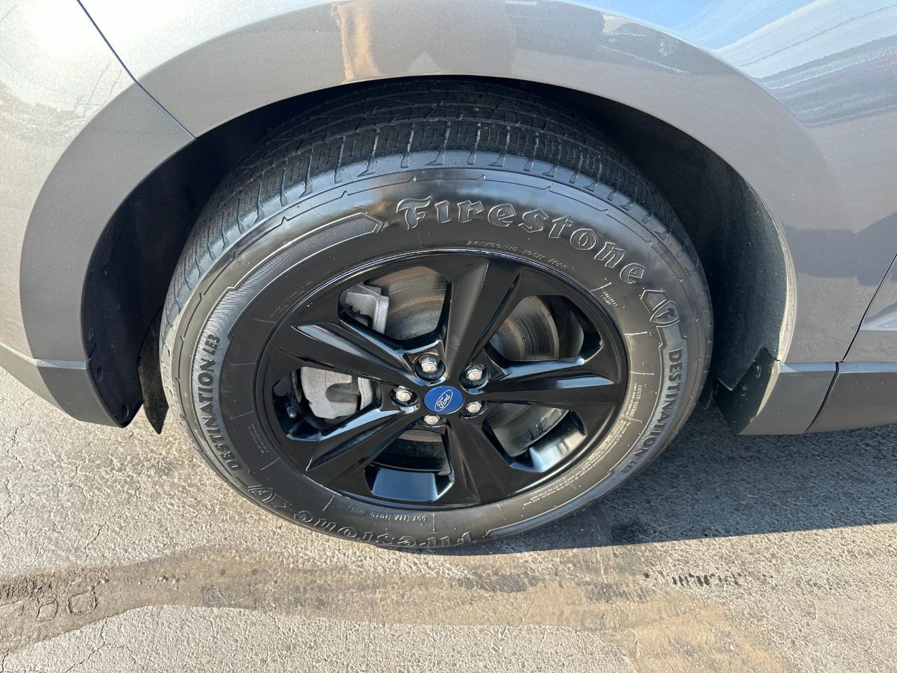 Ford Edge SE FWD 2021