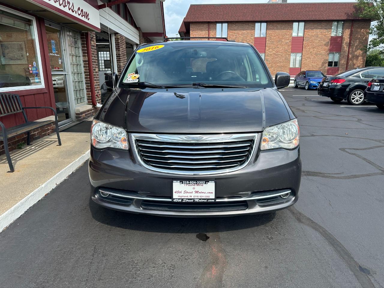 Chrysler Town & Country 4dr Wgn Touring 2016