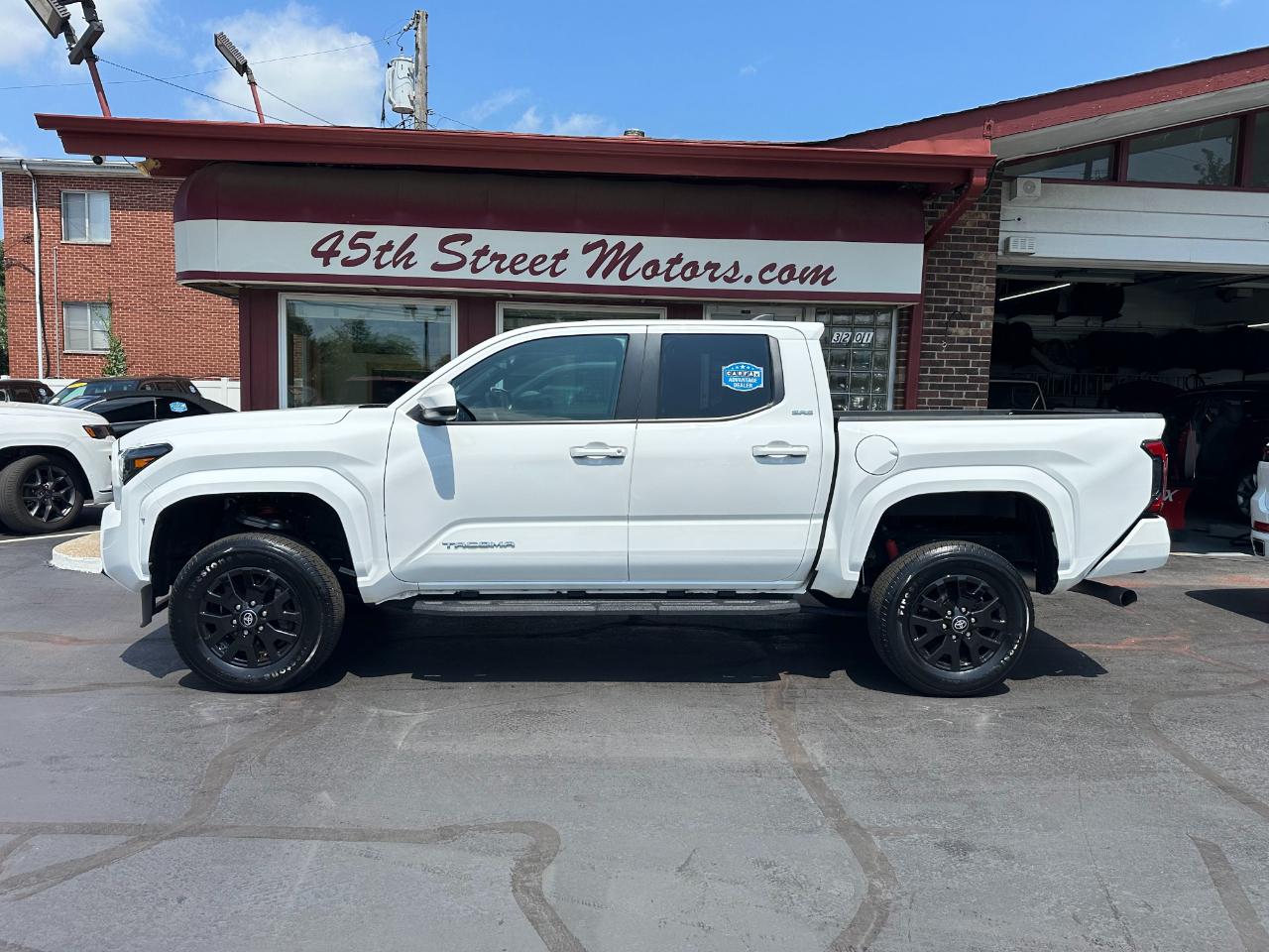 Toyota Tacoma 4WD TRD Off Road Double Cab 5' Bed MT (Natl) 2025