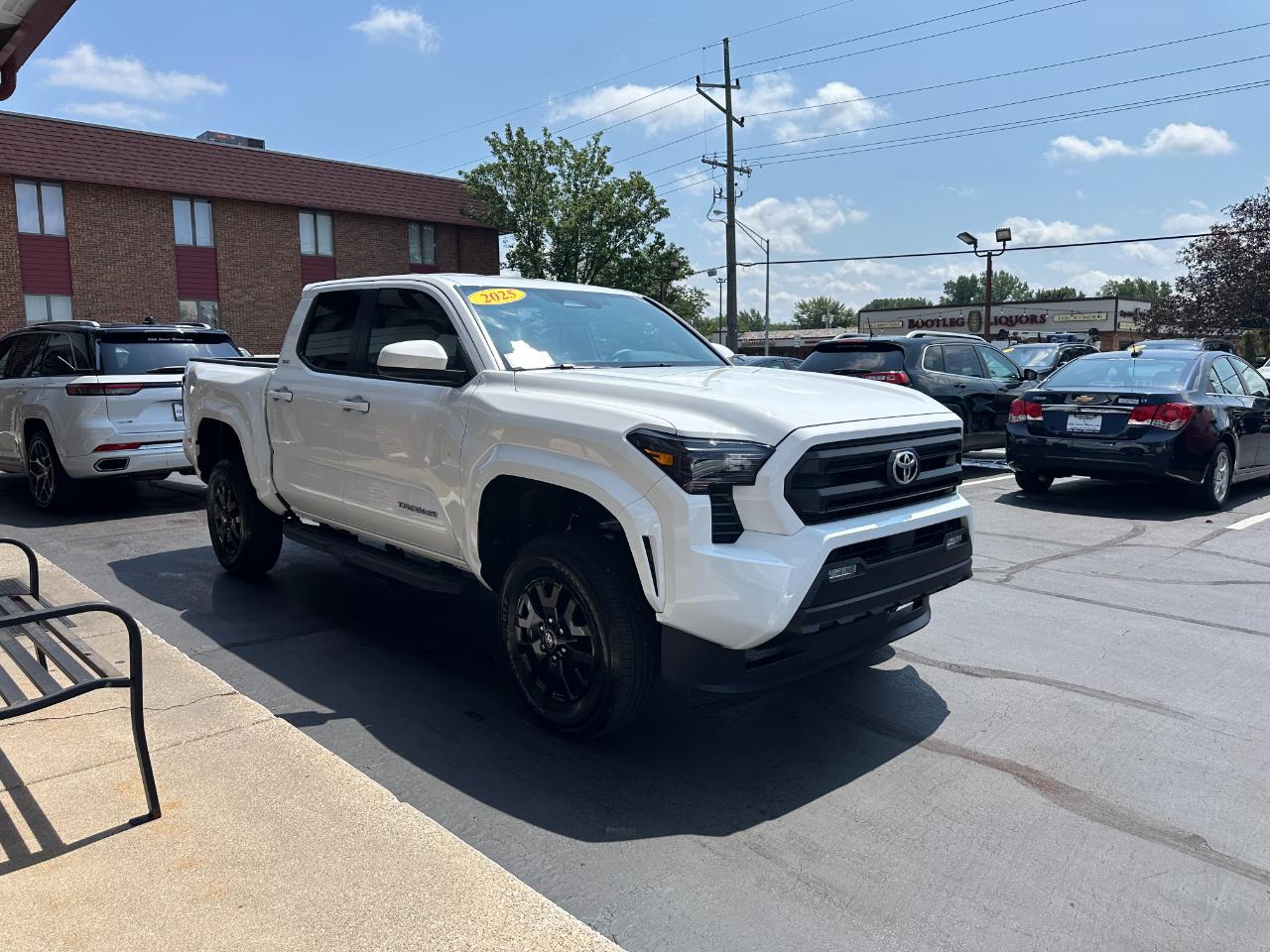 Toyota Tacoma 4WD TRD Off Road Double Cab 5' Bed MT (Natl) 2025