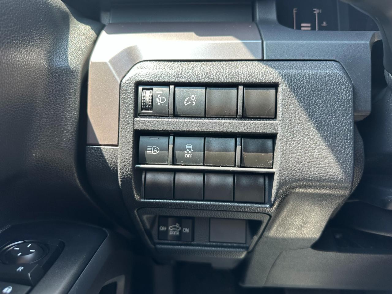 Toyota Tacoma 4WD TRD Off Road Double Cab 5' Bed MT (Natl) 2025