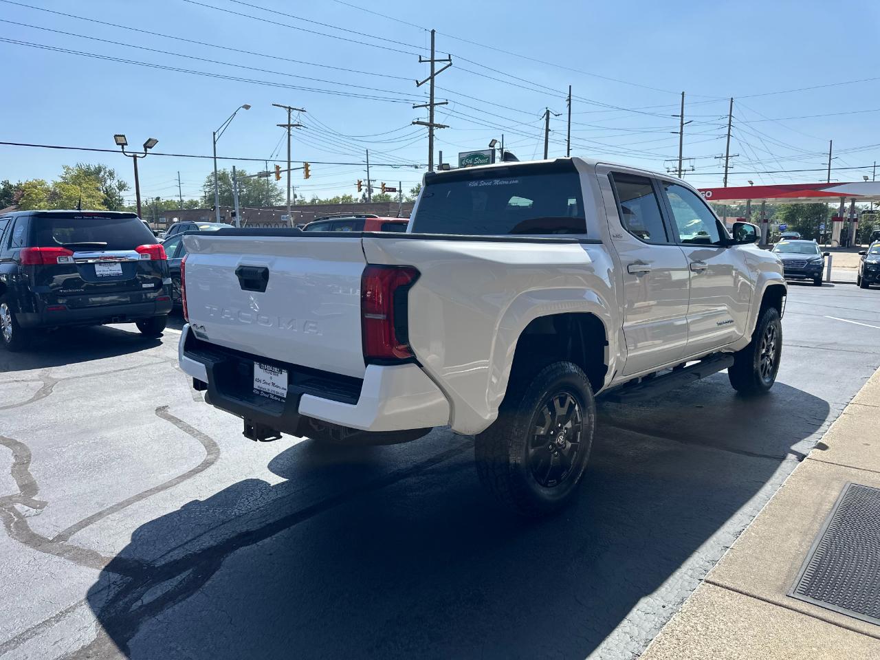 Toyota Tacoma 4WD  2025