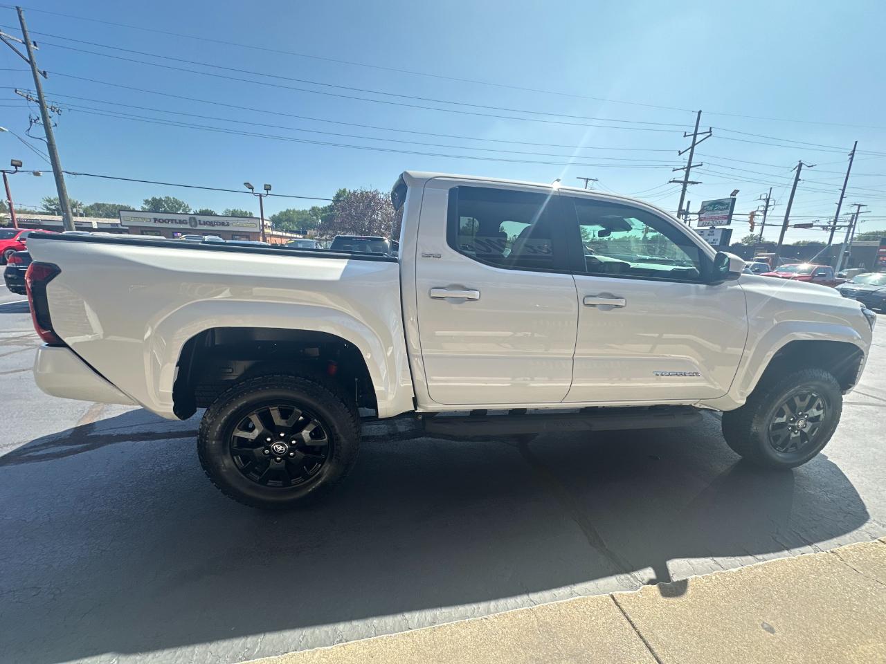 Toyota Tacoma 4WD  2025