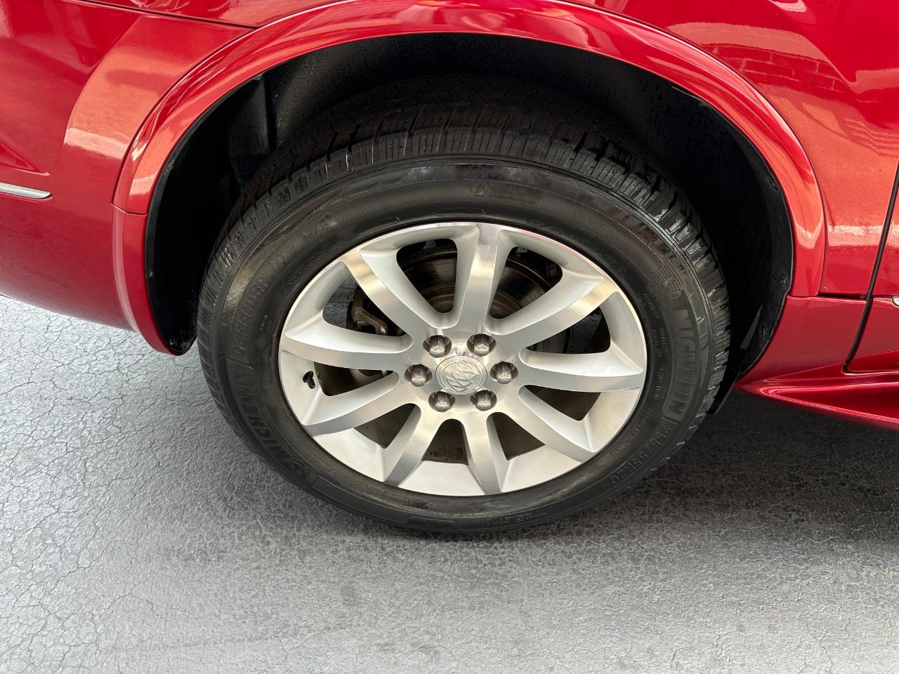 Buick Enclave FWD 4dr Premium 2014