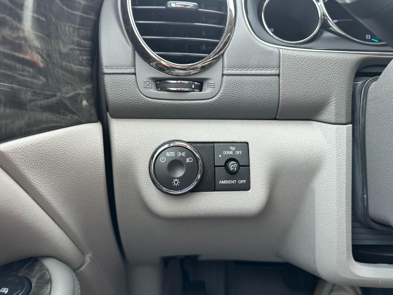 Buick Enclave FWD 4dr Premium 2014