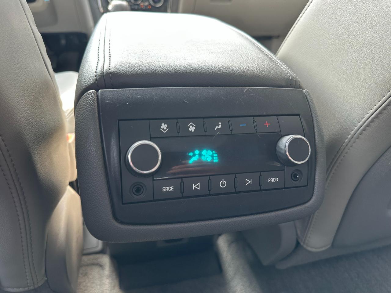 Buick Enclave FWD 4dr Premium 2014