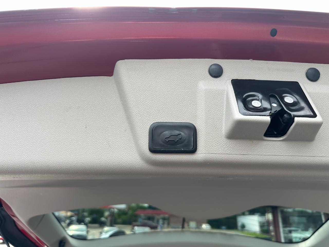 Buick Enclave FWD 4dr Premium 2014