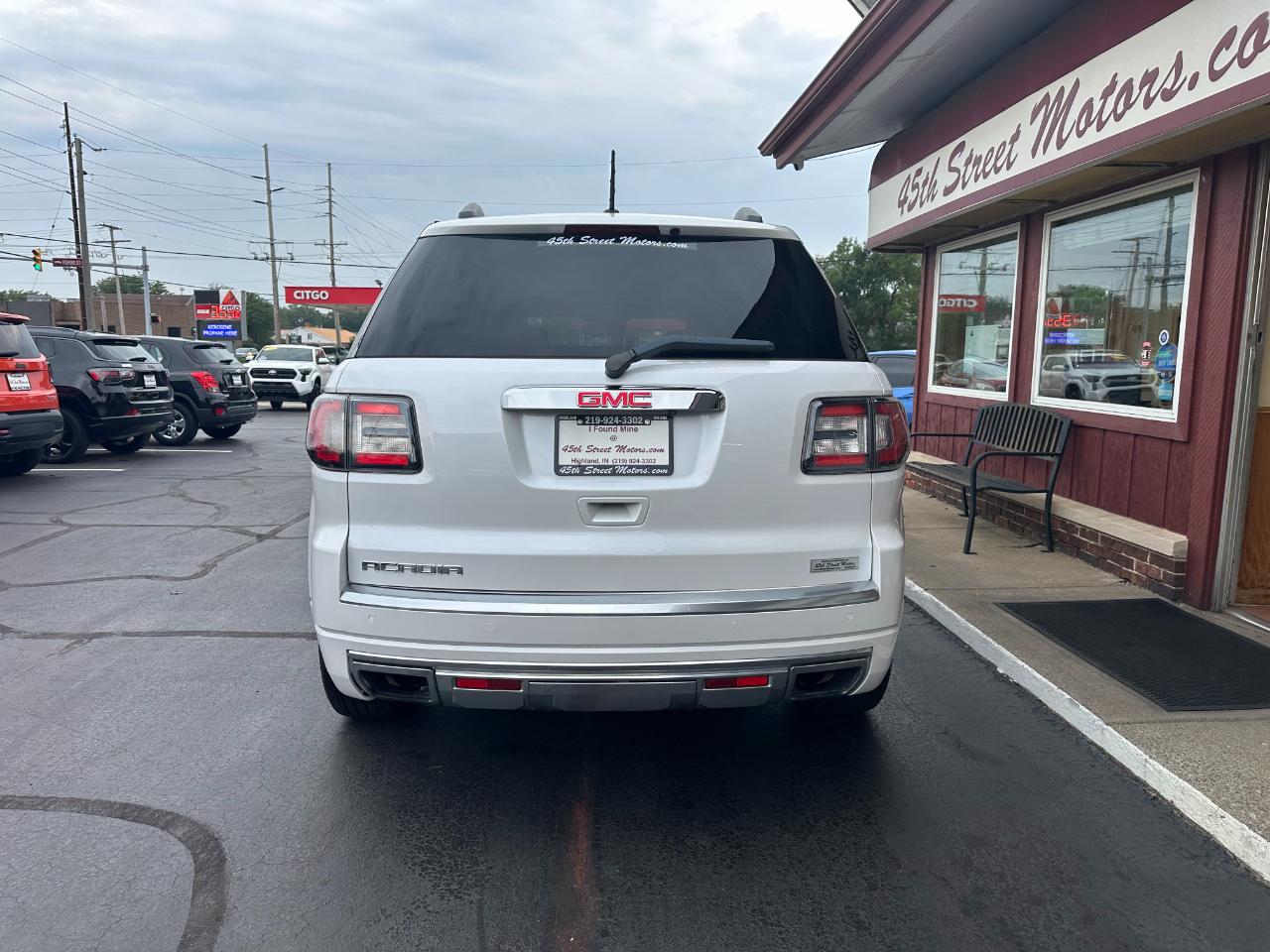 GMC Acadia FWD 4dr Denali 2016